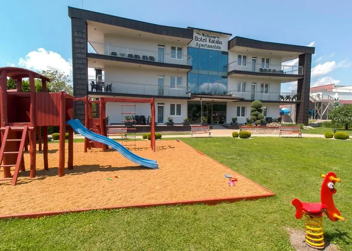 Wellness Katalin מלון